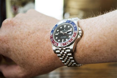 gmt master ii depth rating.